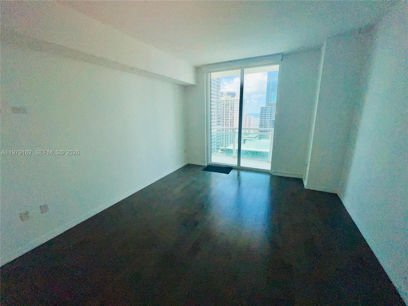 951 Brickell Ave #3211, Miami FL 33131