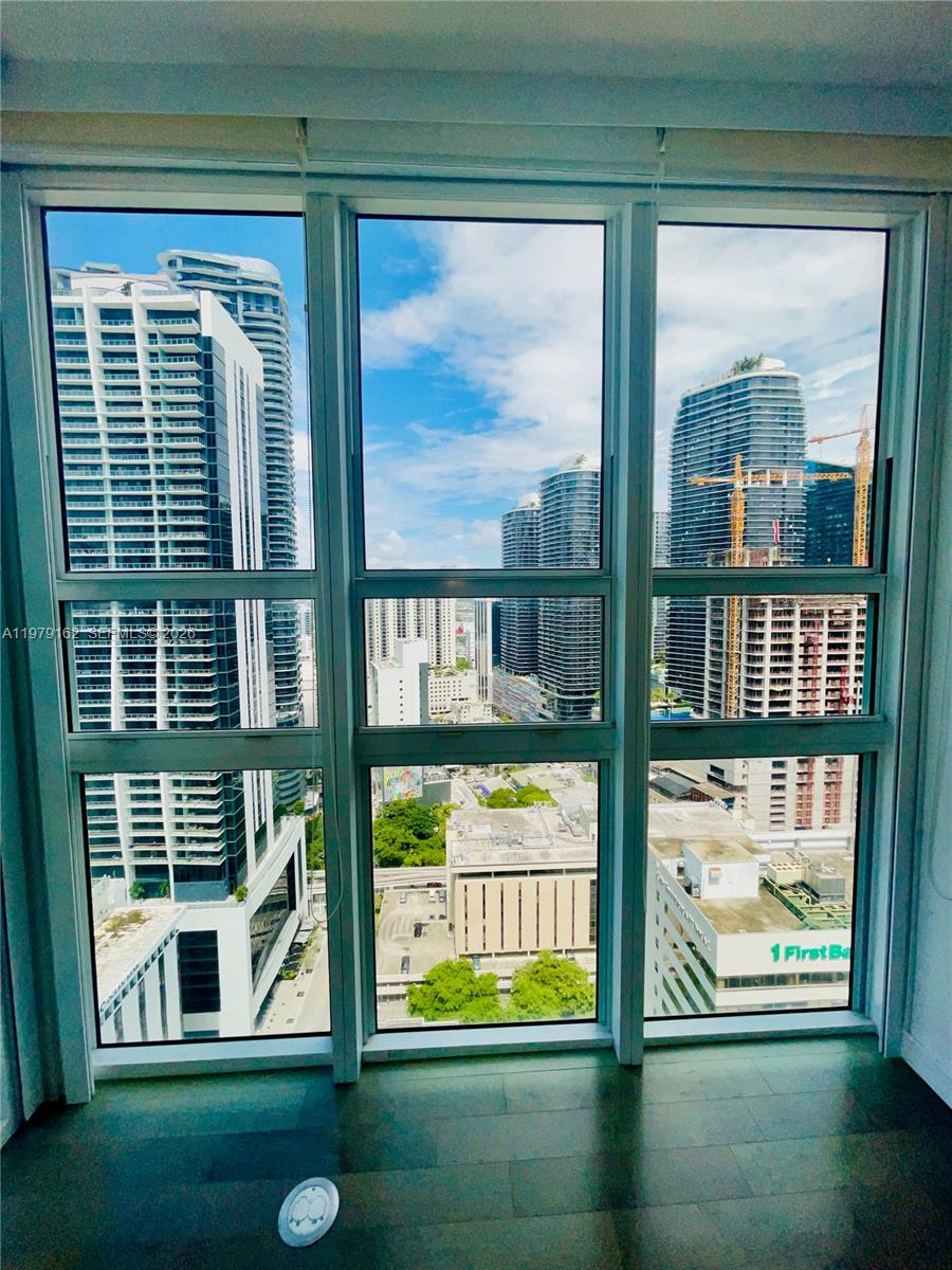 951 Brickell Ave #3211, Miami FL 33131