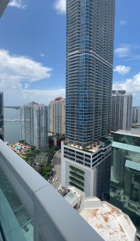 951 Brickell Ave #3211, Miami FL 33131