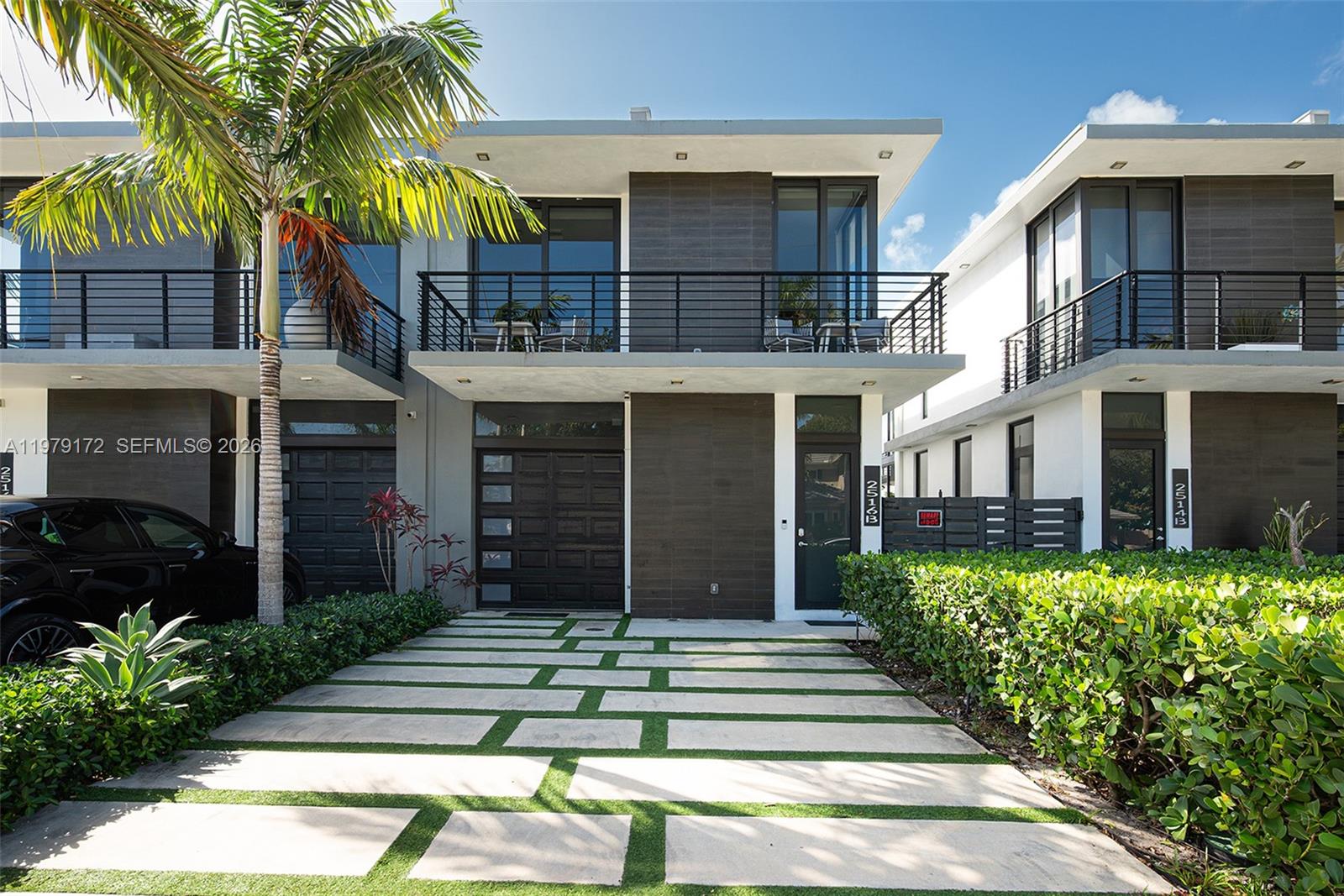 2516 NE 21st St #B, Fort Lauderdale FL 33305