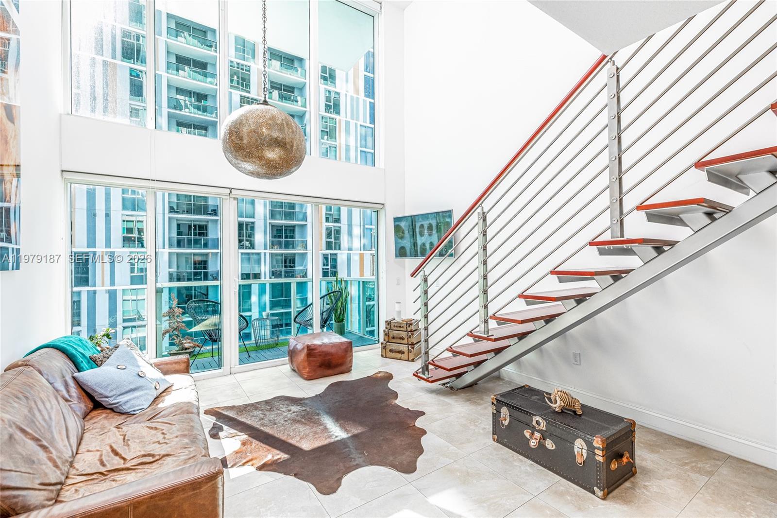 41 SE 5th St #706, Miami FL 33131