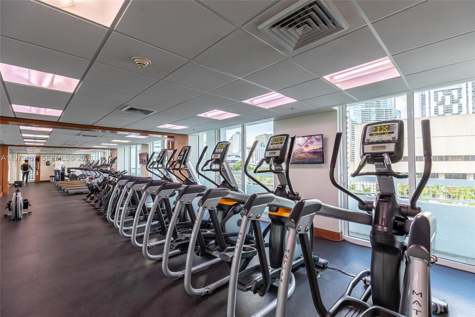 41 SE 5th St #706, Miami FL 33131