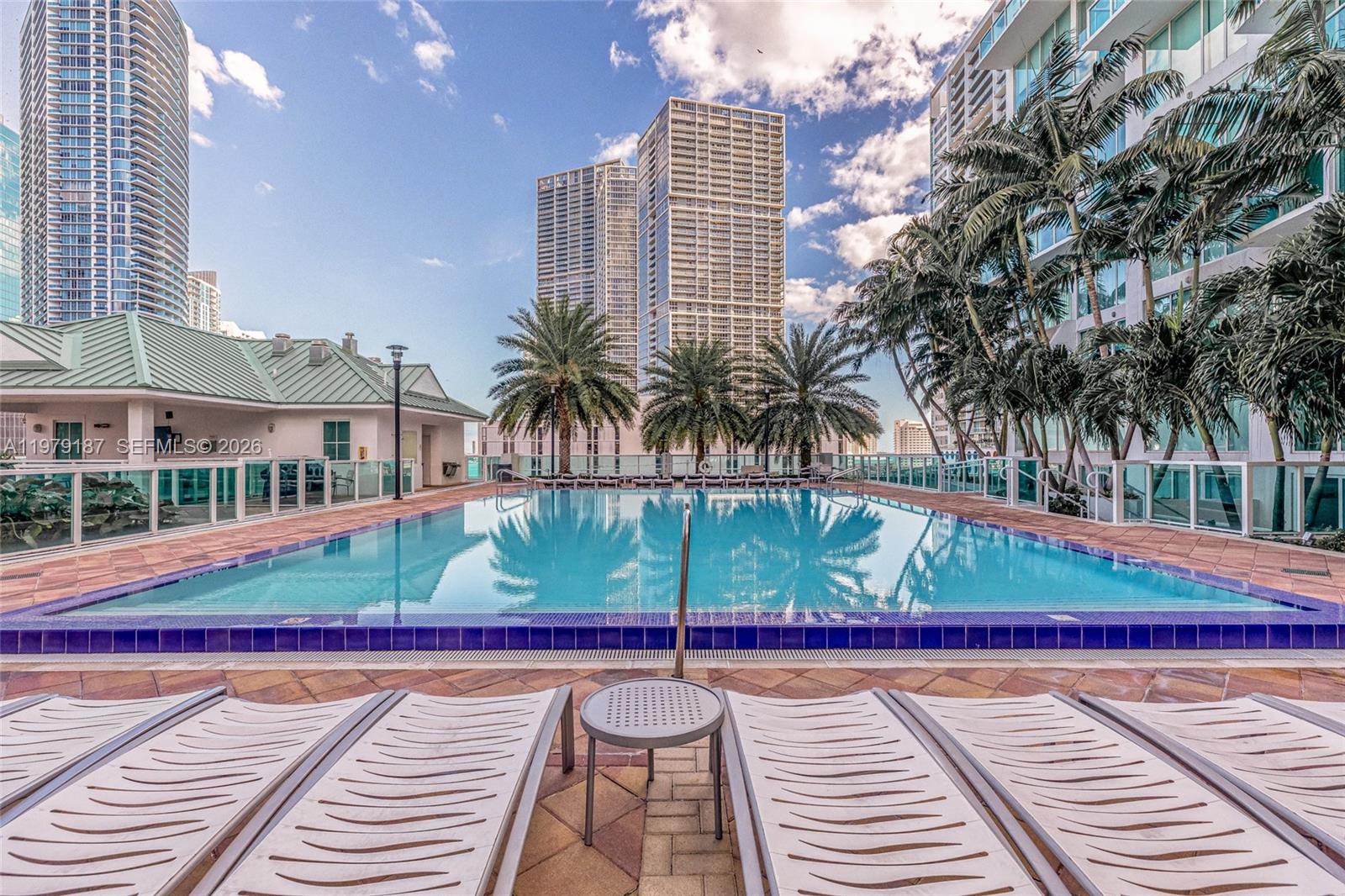 41 SE 5th St #706, Miami FL 33131