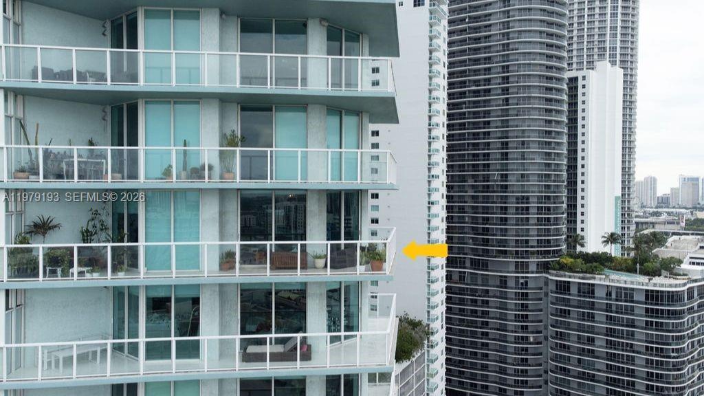 1900 N Bayshore Dr #2018, Miami FL 33132