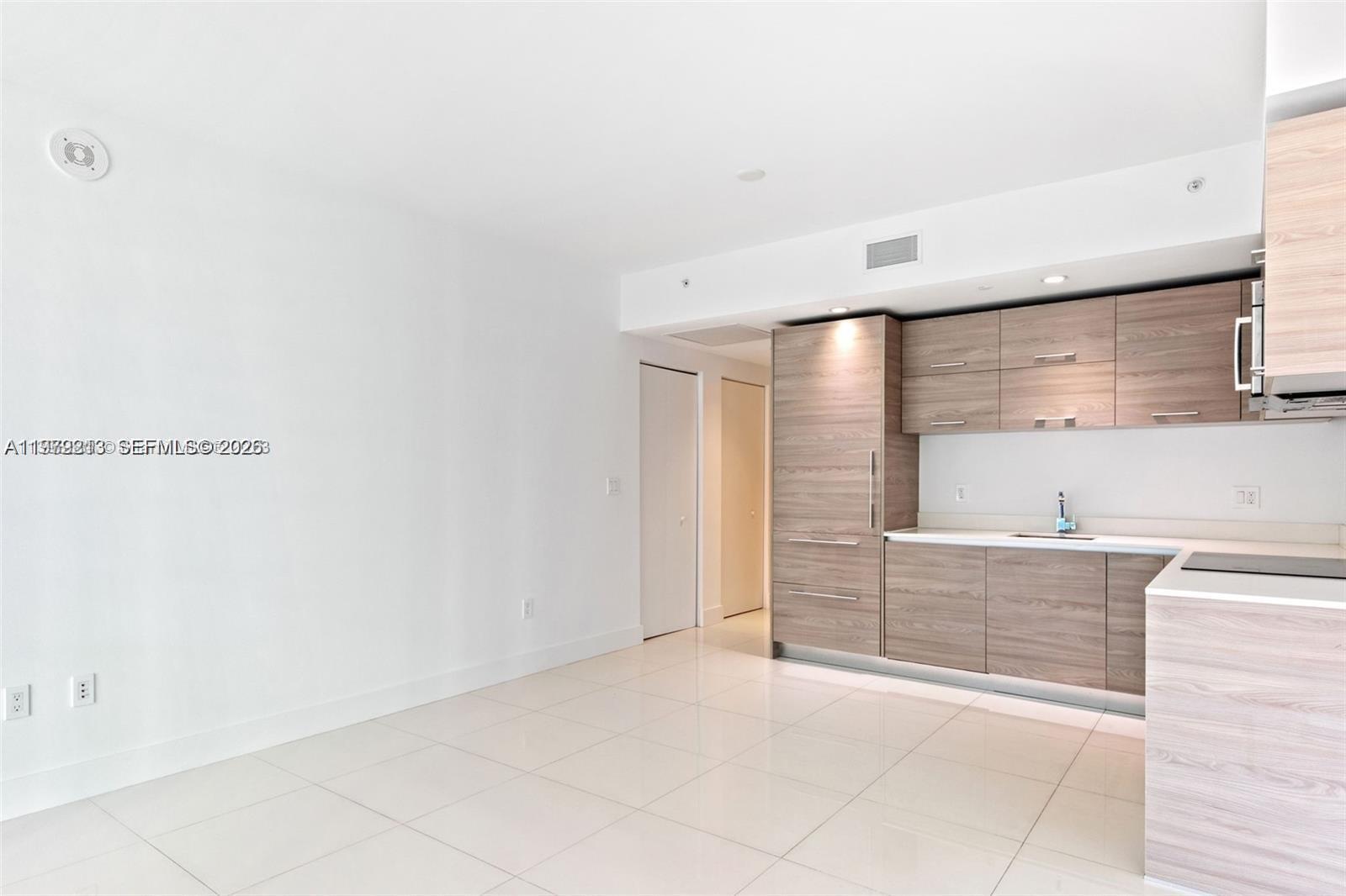 1300 S Miami Ave #2308, Miami FL 33130
