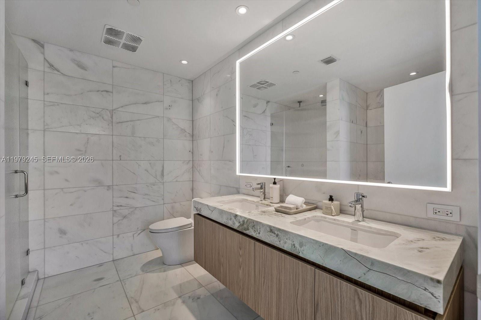 500 Alton Rd #903, Miami Beach FL 33139