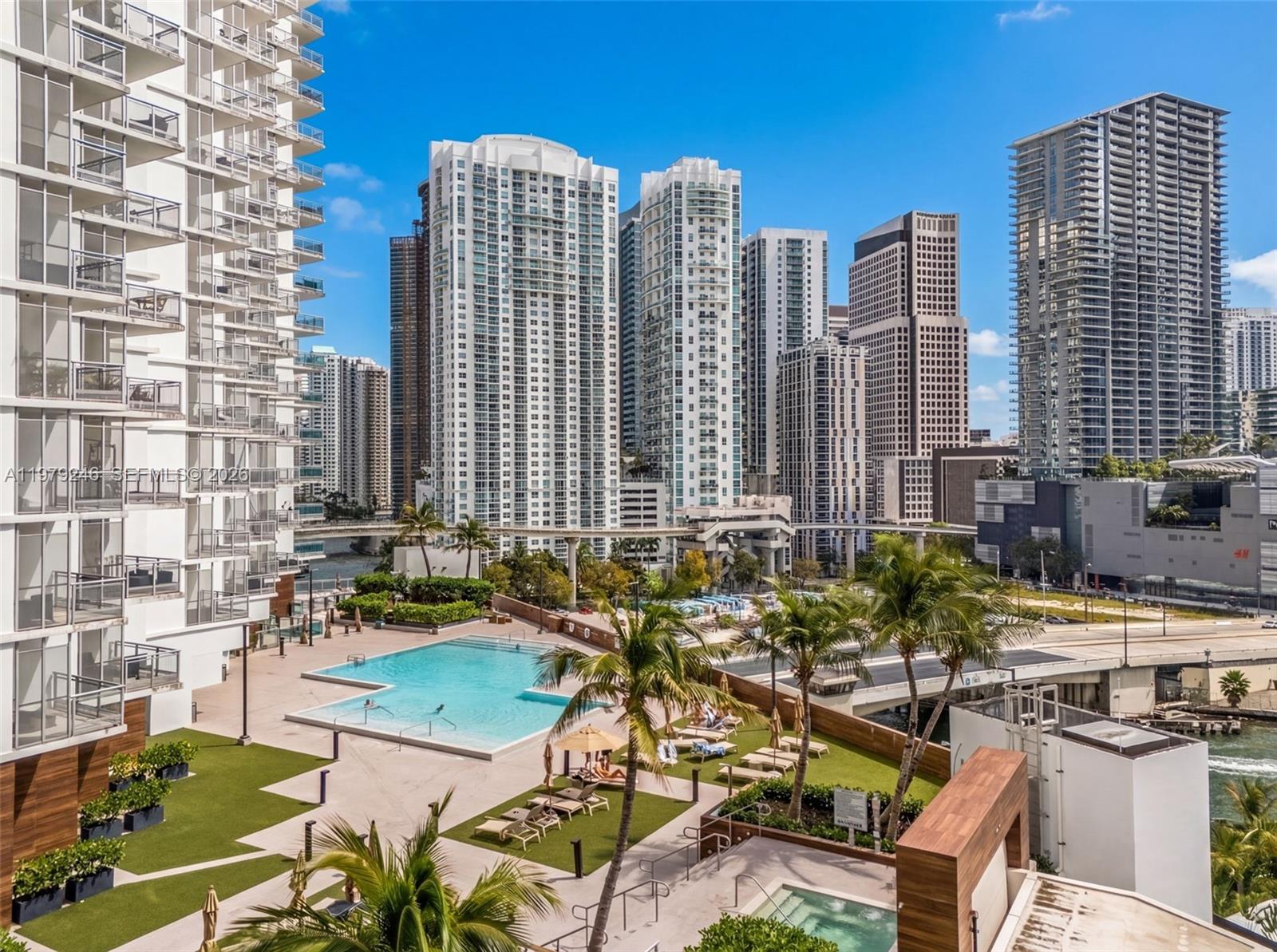 350 S Miami Ave #2006, Miami FL 33130