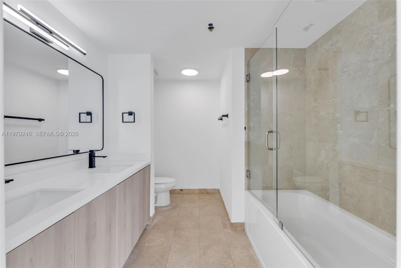 350 S Miami Ave #2006, Miami FL 33130