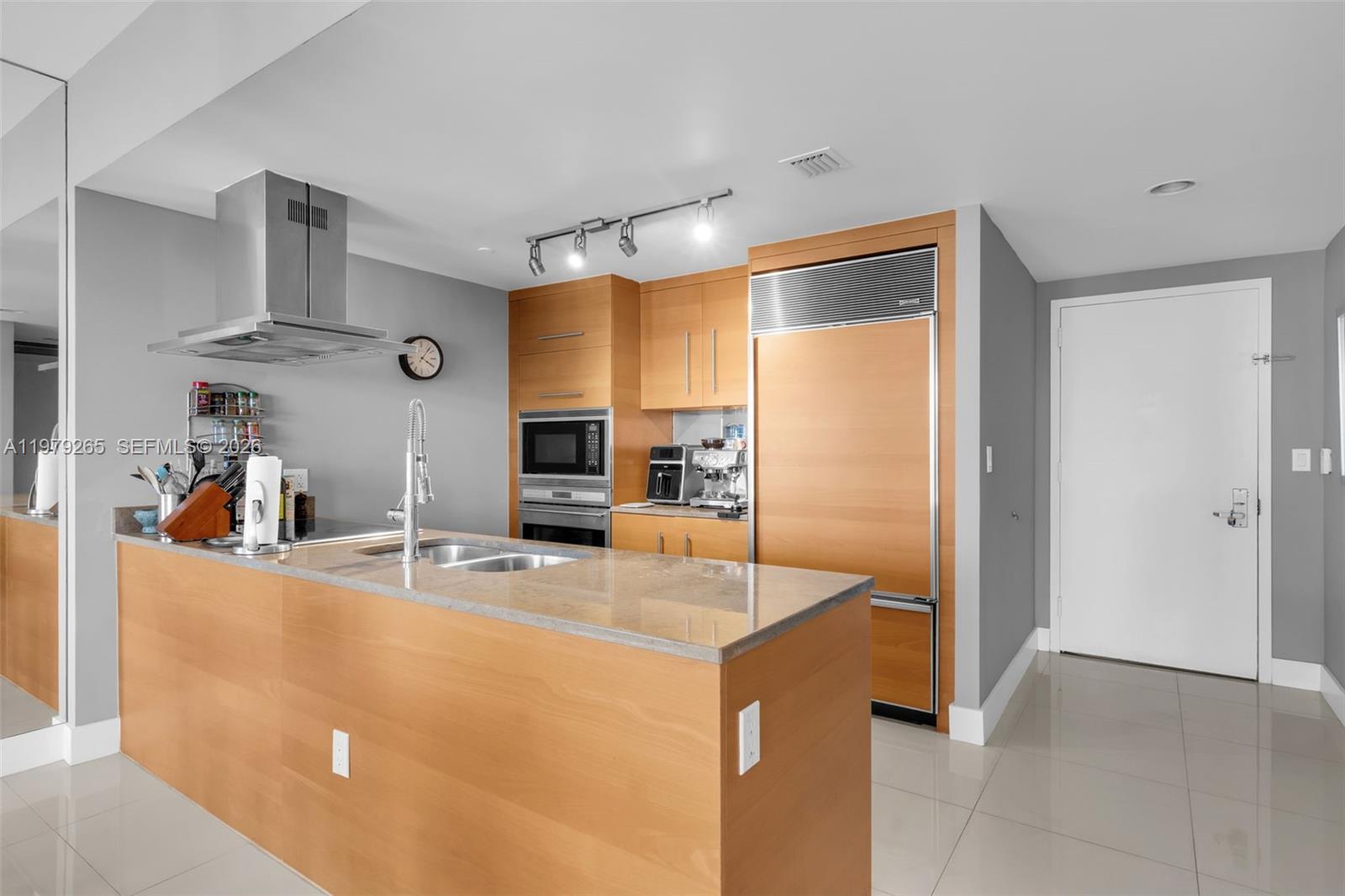 495 Brickell Ave #2909, Miami FL 33131
