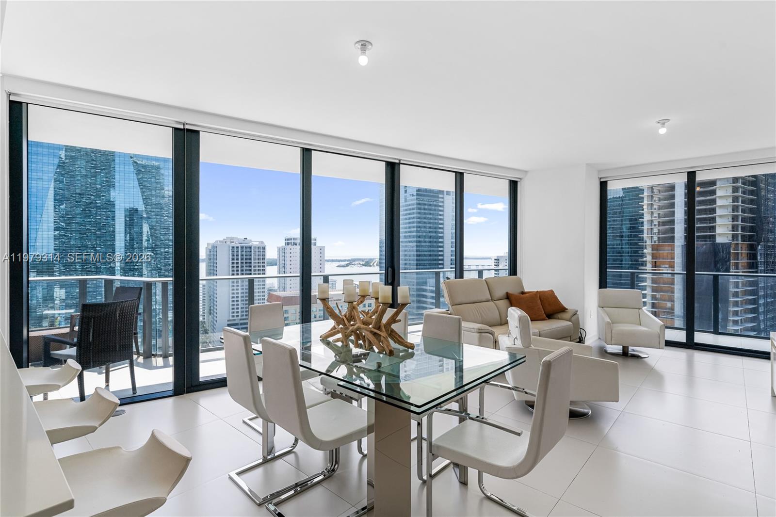 1300 S Miami Ave #2305, Miami FL 33130