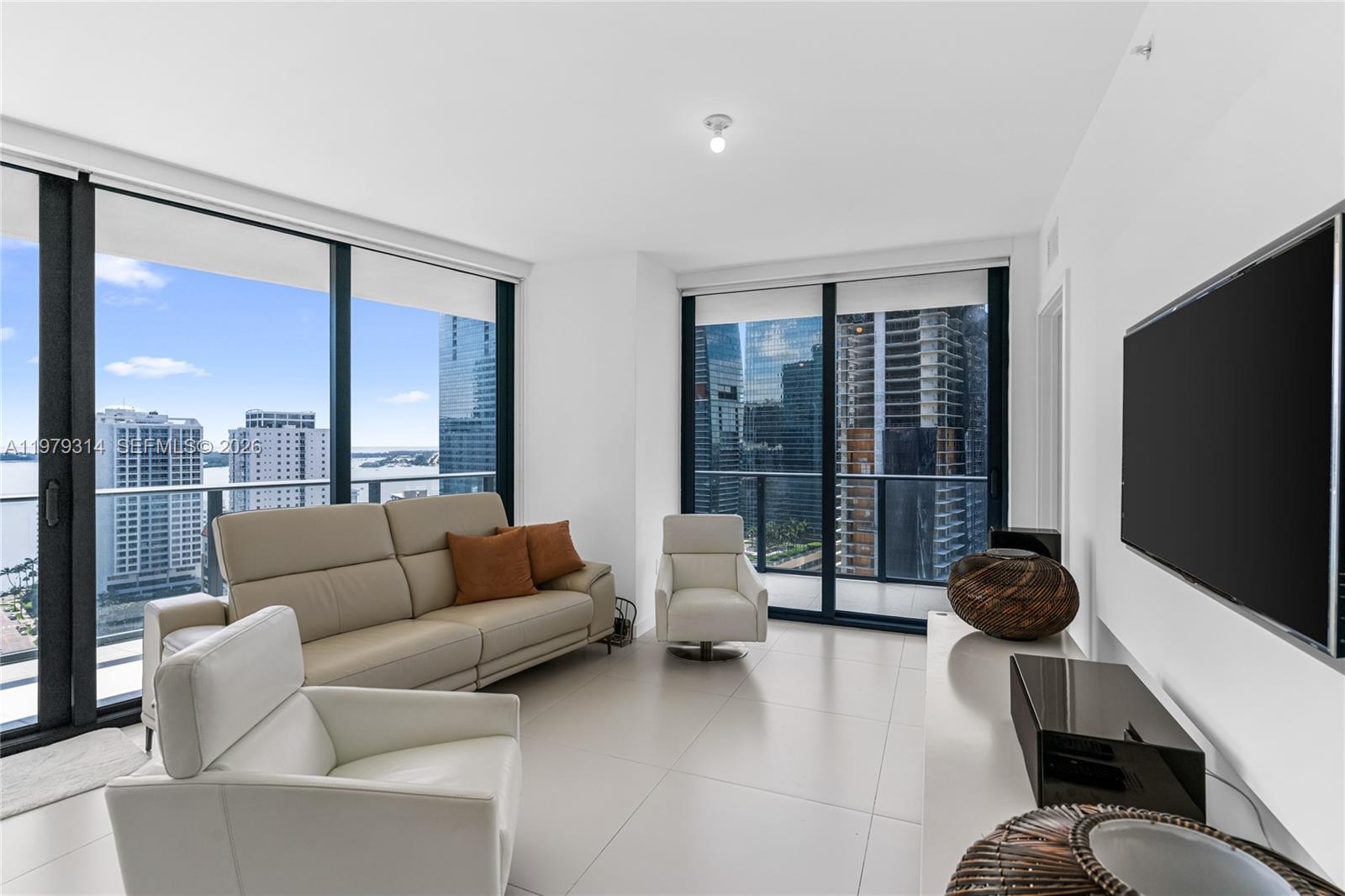 1300 S Miami Ave #2305, Miami FL 33130