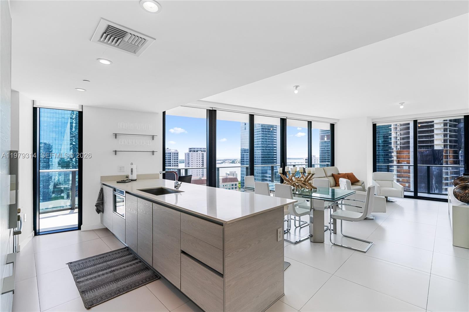 1300 S Miami Ave #2305, Miami FL 33130