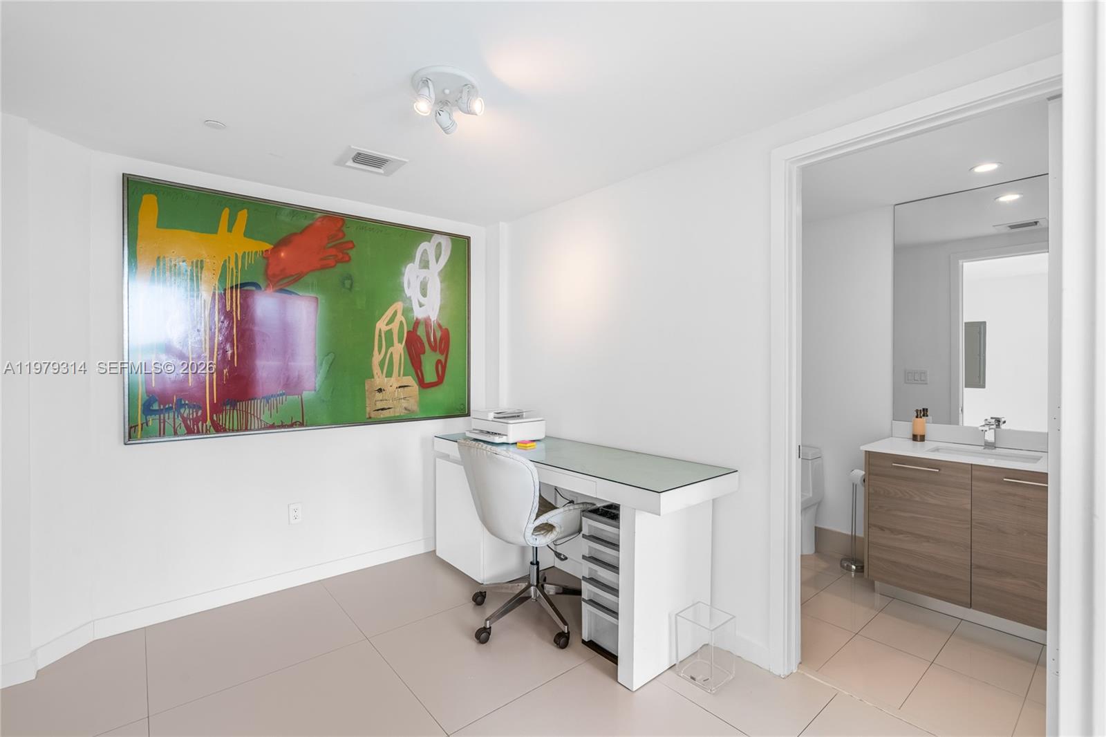 1300 S Miami Ave #2305, Miami FL 33130