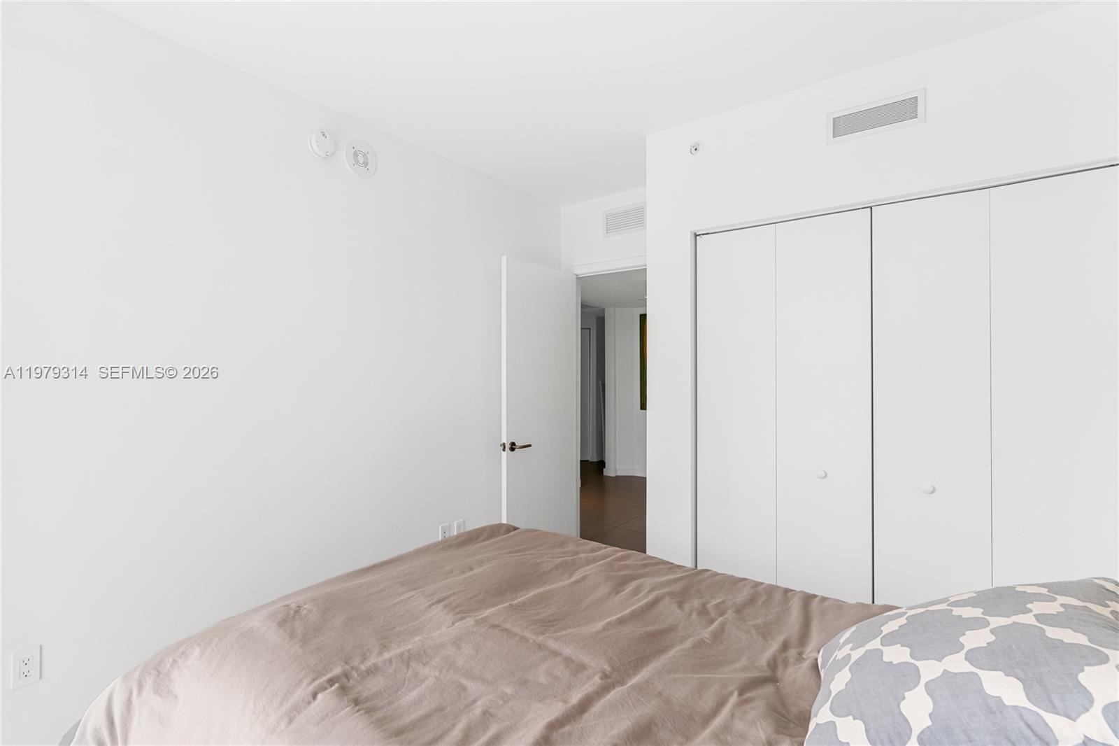 1300 S Miami Ave #2305, Miami FL 33130