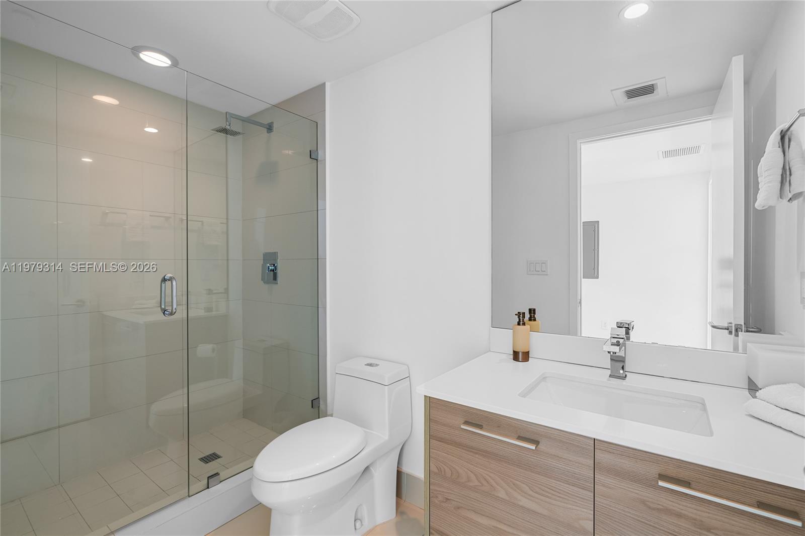 1300 S Miami Ave #2305, Miami FL 33130