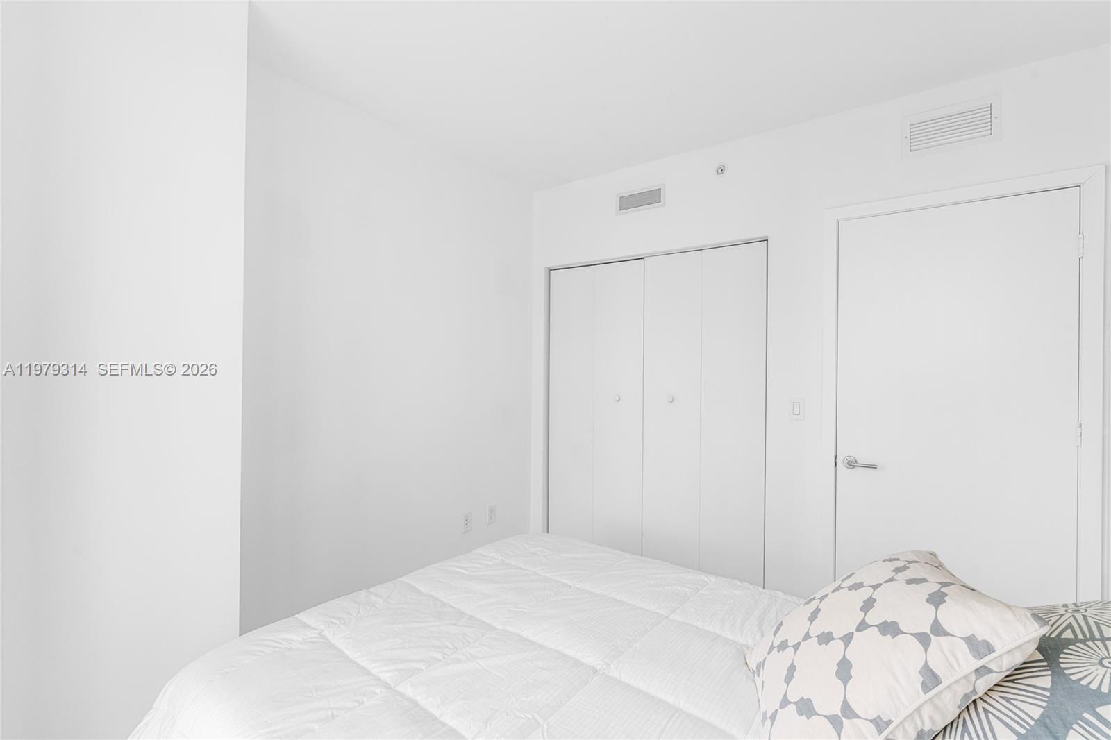 1300 S Miami Ave #2305, Miami FL 33130