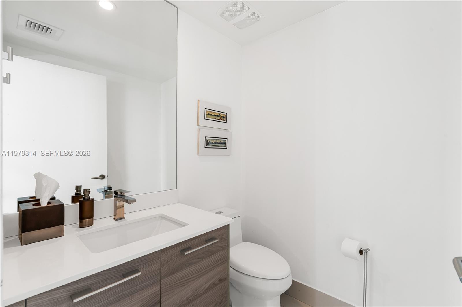 1300 S Miami Ave #2305, Miami FL 33130
