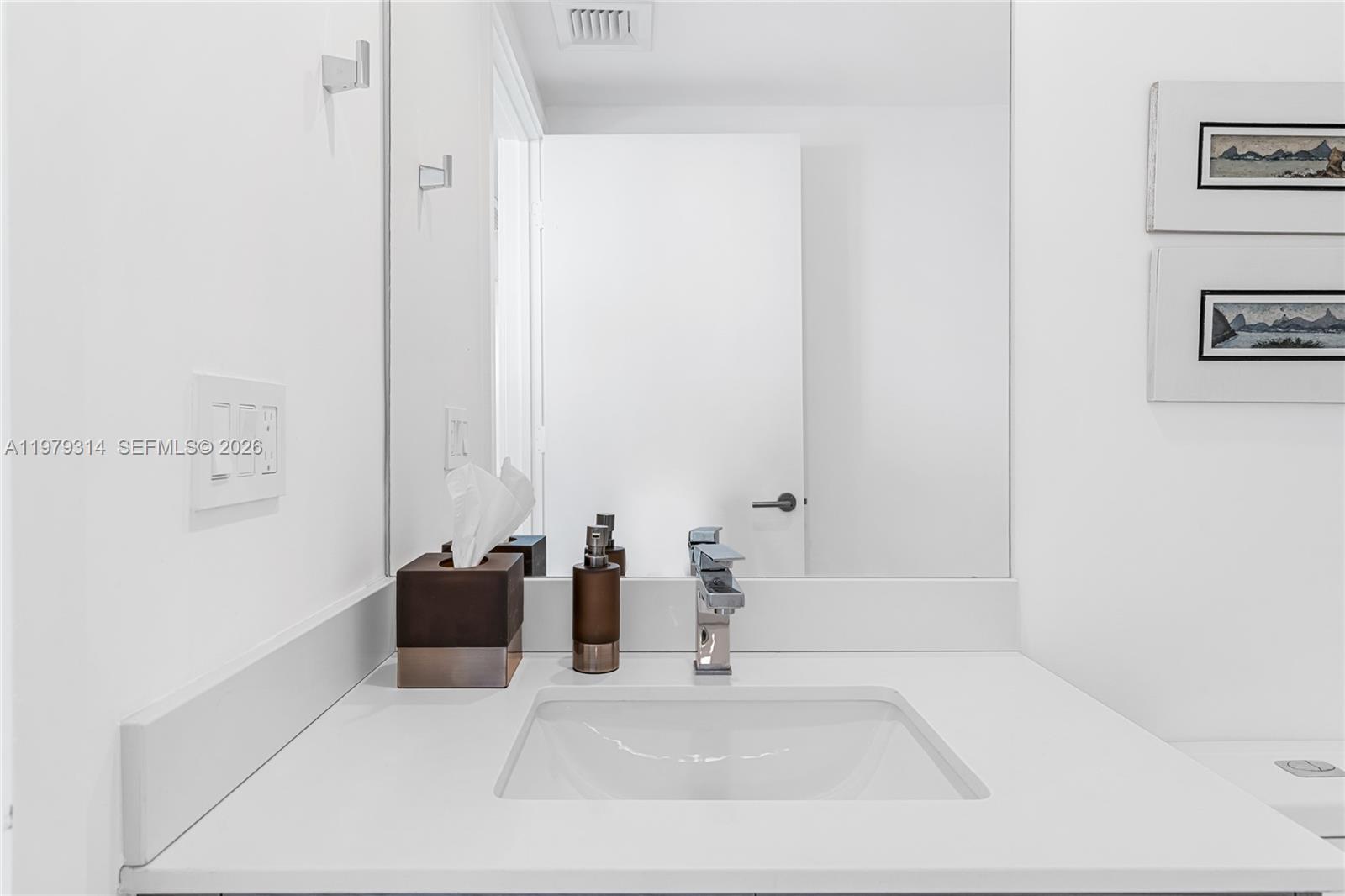 1300 S Miami Ave #2305, Miami FL 33130