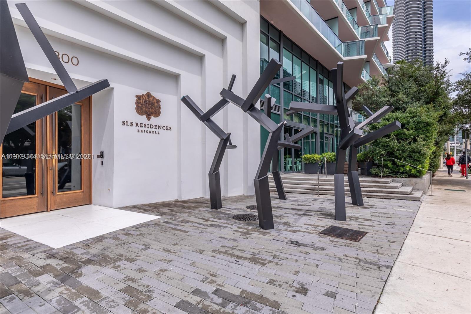 1300 S Miami Ave #2305, Miami FL 33130