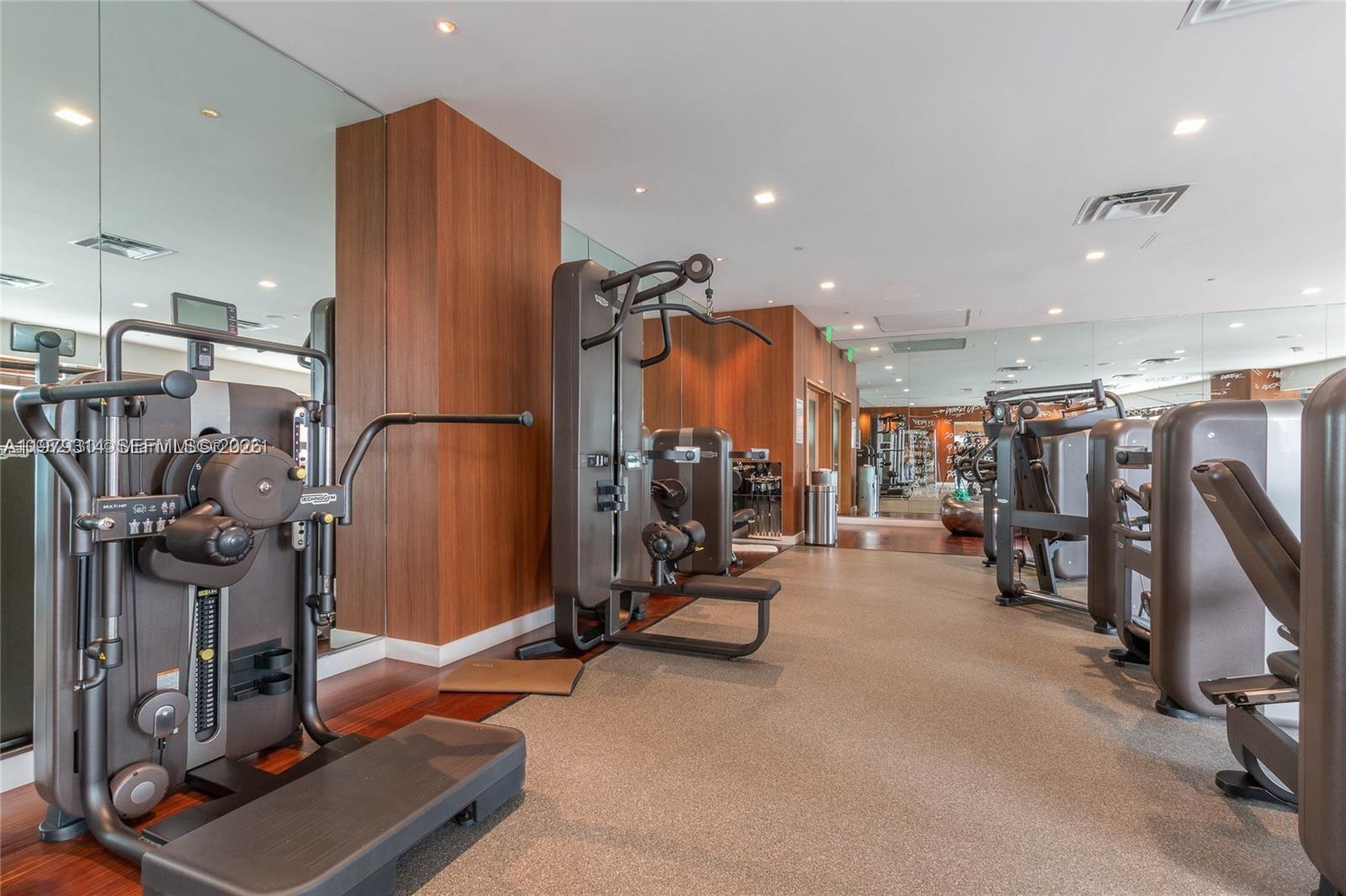1300 S Miami Ave #2305, Miami FL 33130