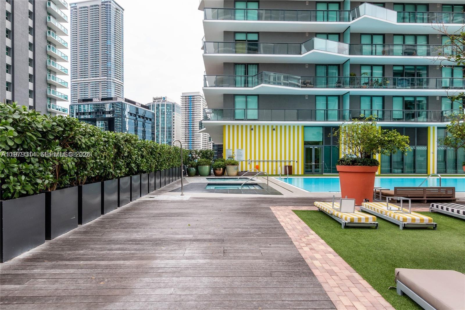 1300 S Miami Ave #2305, Miami FL 33130