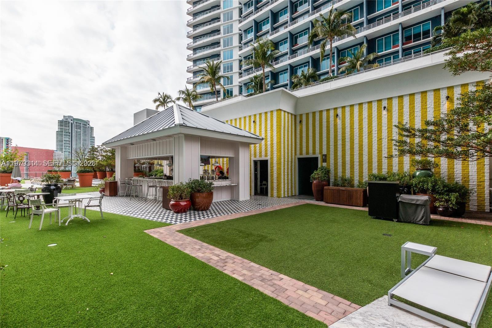 1300 S Miami Ave #2305, Miami FL 33130