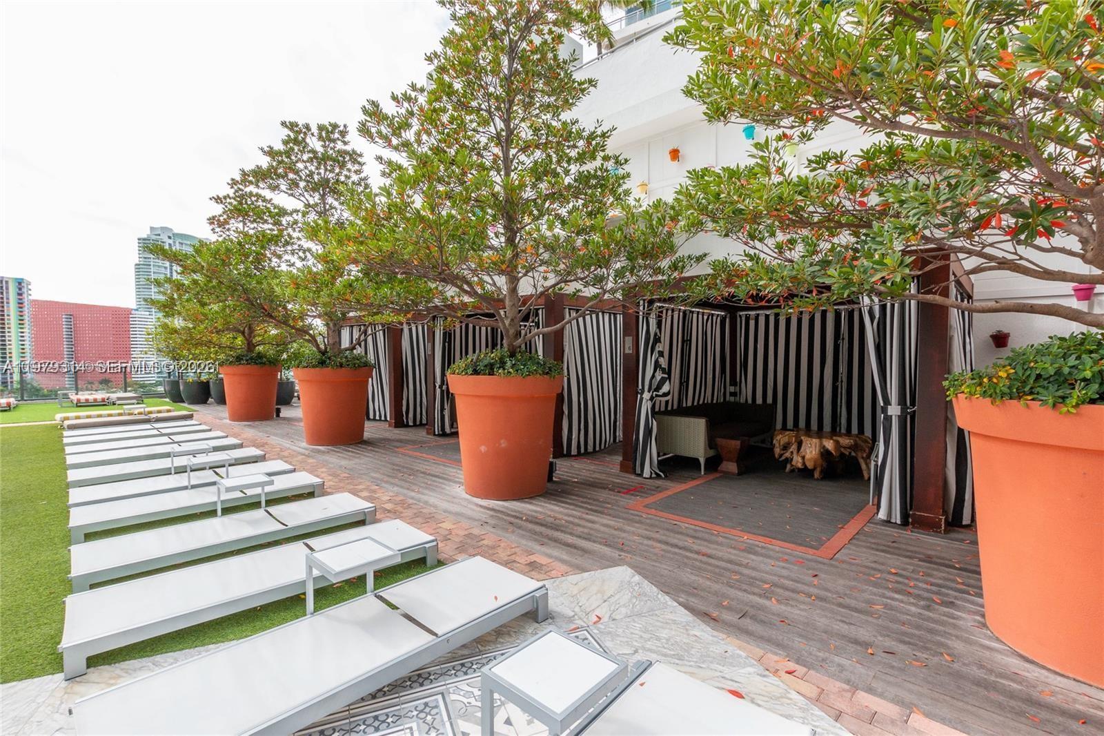 1300 S Miami Ave #2305, Miami FL 33130