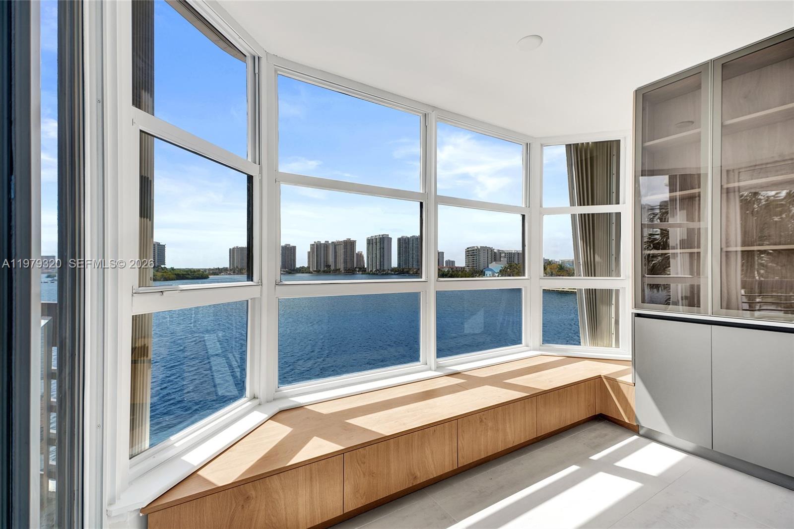 3530 Mystic Pointe Dr #415, Aventura FL 33180