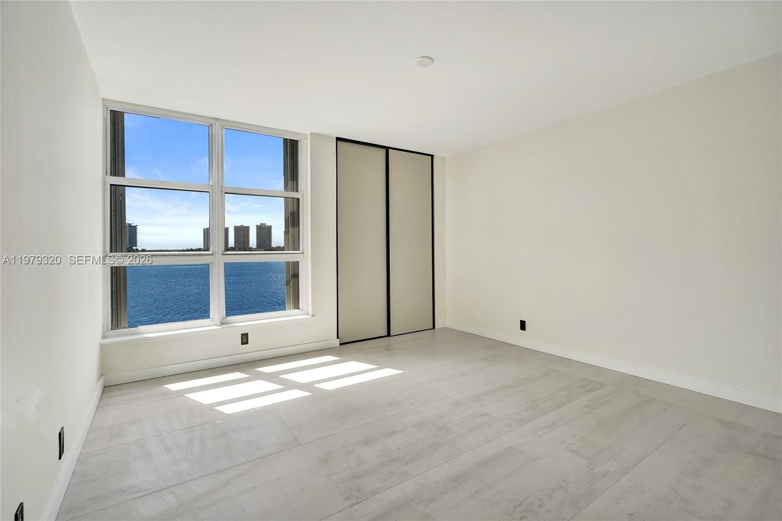 3530 Mystic Pointe Dr #415, Aventura FL 33180