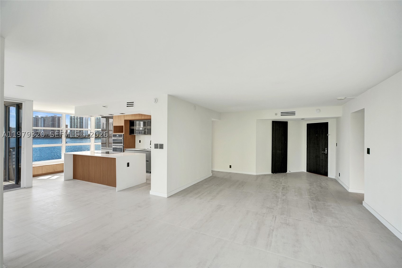 3530 Mystic Pointe Dr #415, Aventura FL 33180