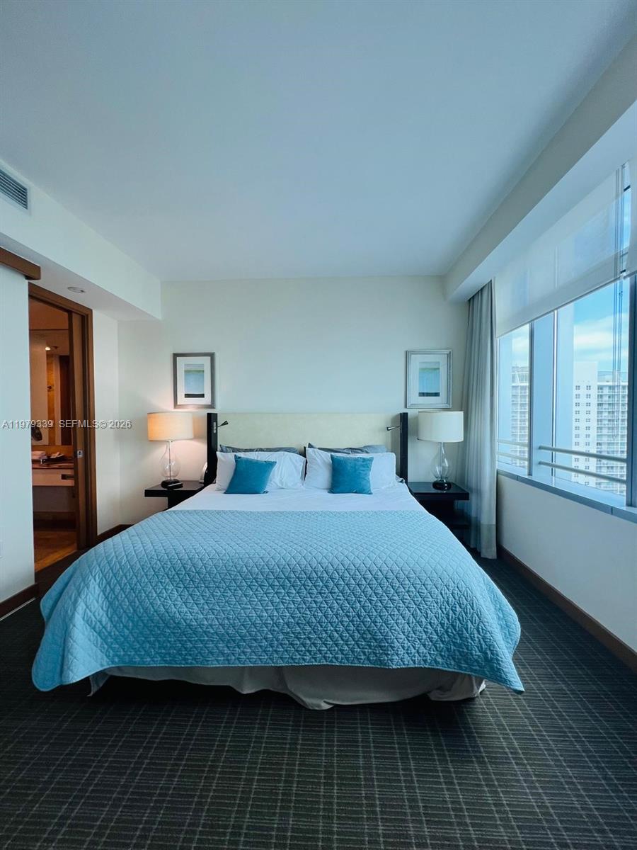 1395 Brickell Ave #2712, Miami FL 33131