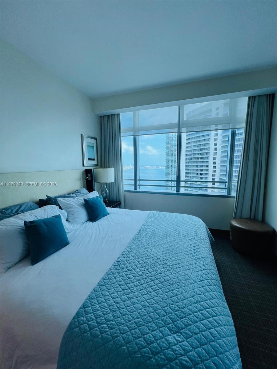 1395 Brickell Ave #2712, Miami FL 33131