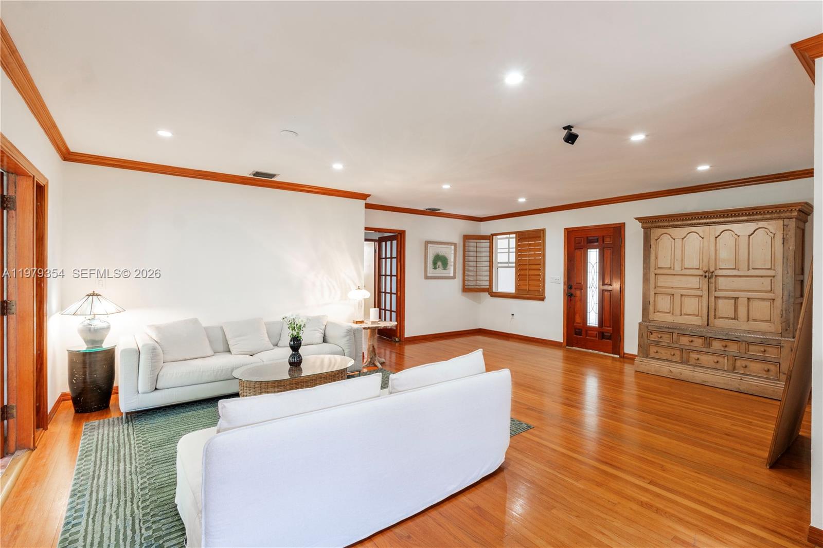 1449 Baracoa Ave, Coral Gables FL 33146