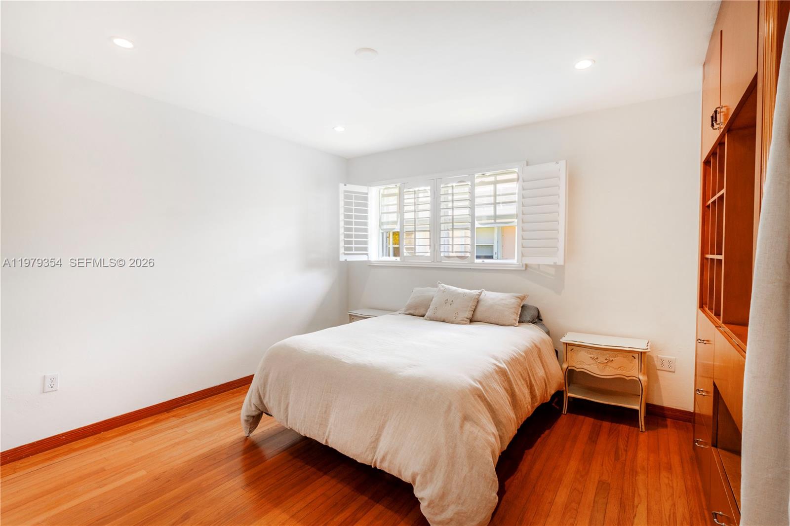 1449 Baracoa Ave, Coral Gables FL 33146