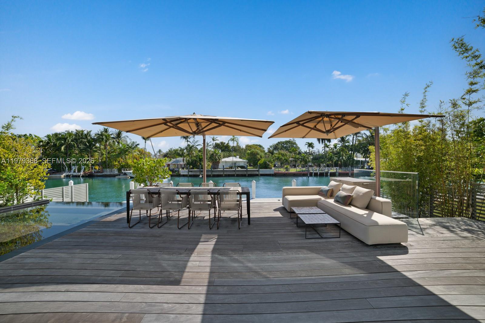 1051 W 48th St #4, Miami Beach FL 33140
