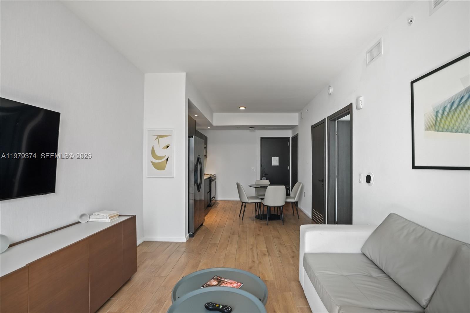 398 NE 5th St #4410, Miami FL 33132