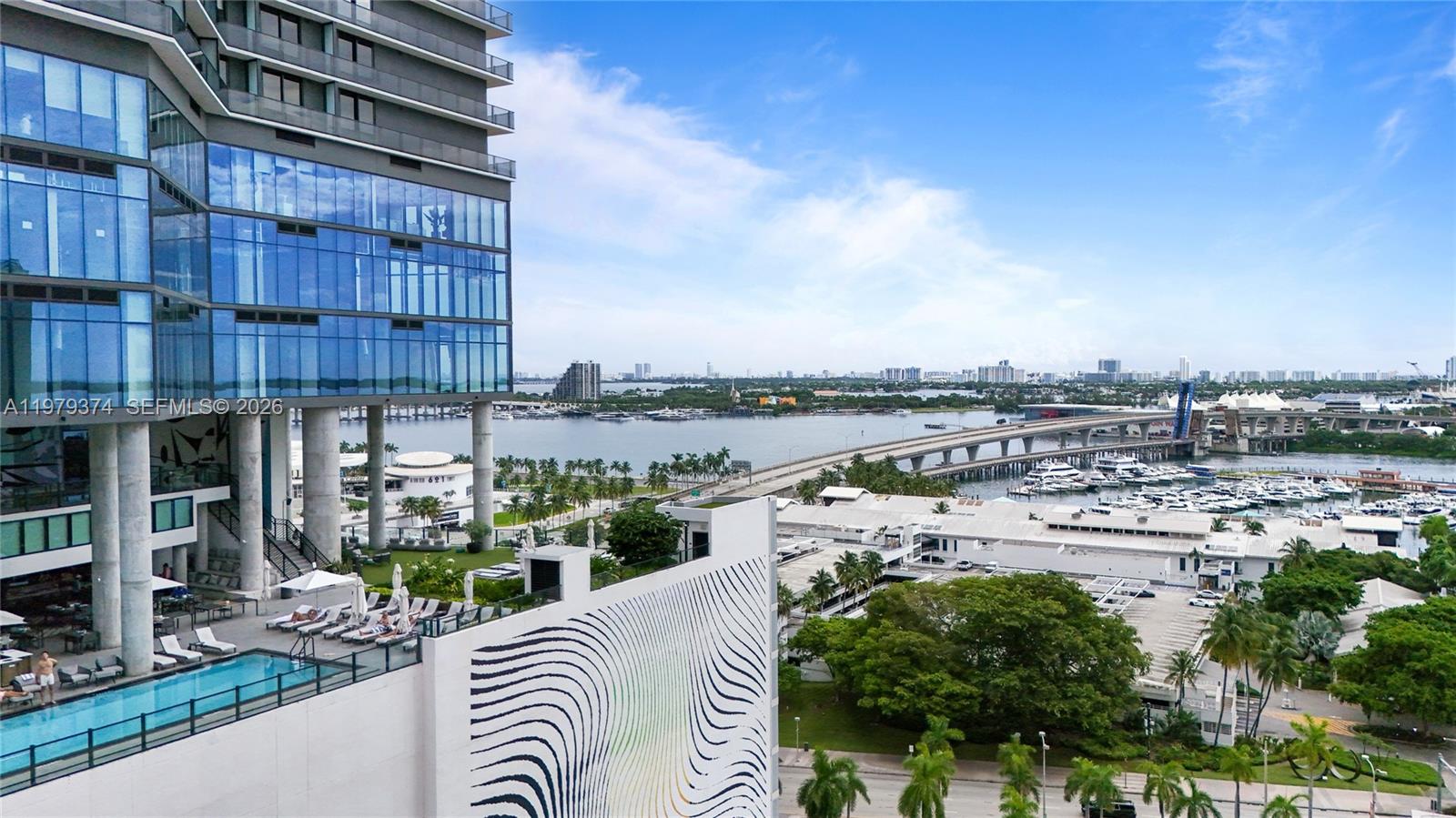 398 NE 5th St #4410, Miami FL 33132
