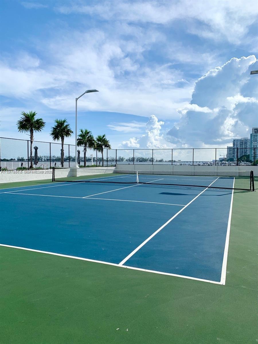 200 SE 15th Rd #3J, Miami FL 33129