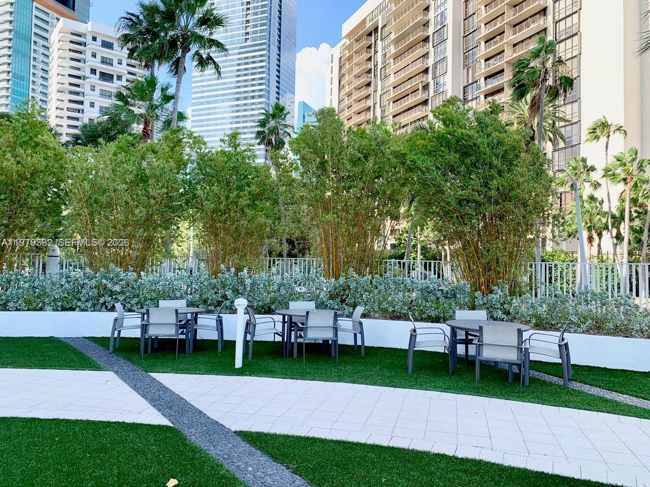 200 SE 15th Rd #3J, Miami FL 33129