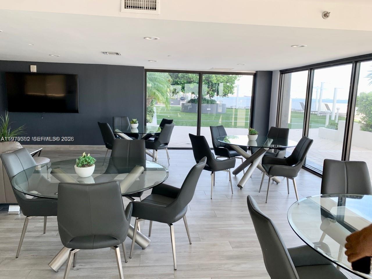 200 SE 15th Rd #3J, Miami FL 33129