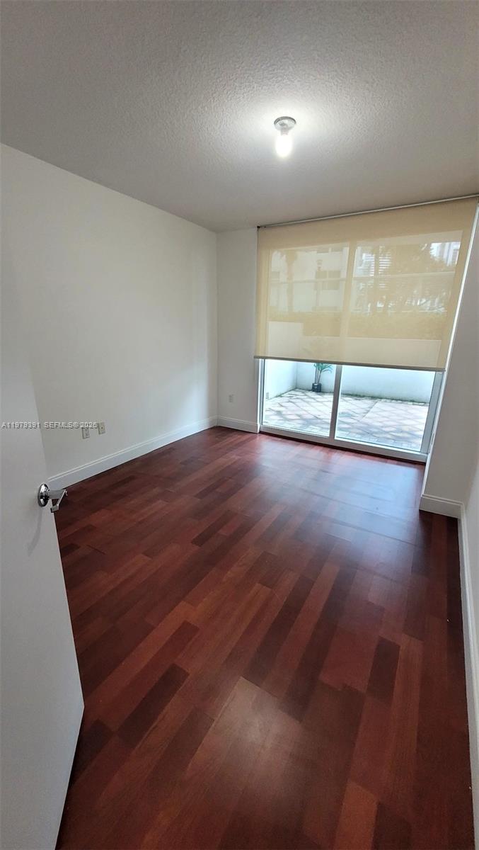 41 SE 5th St #709, Miami FL 33131