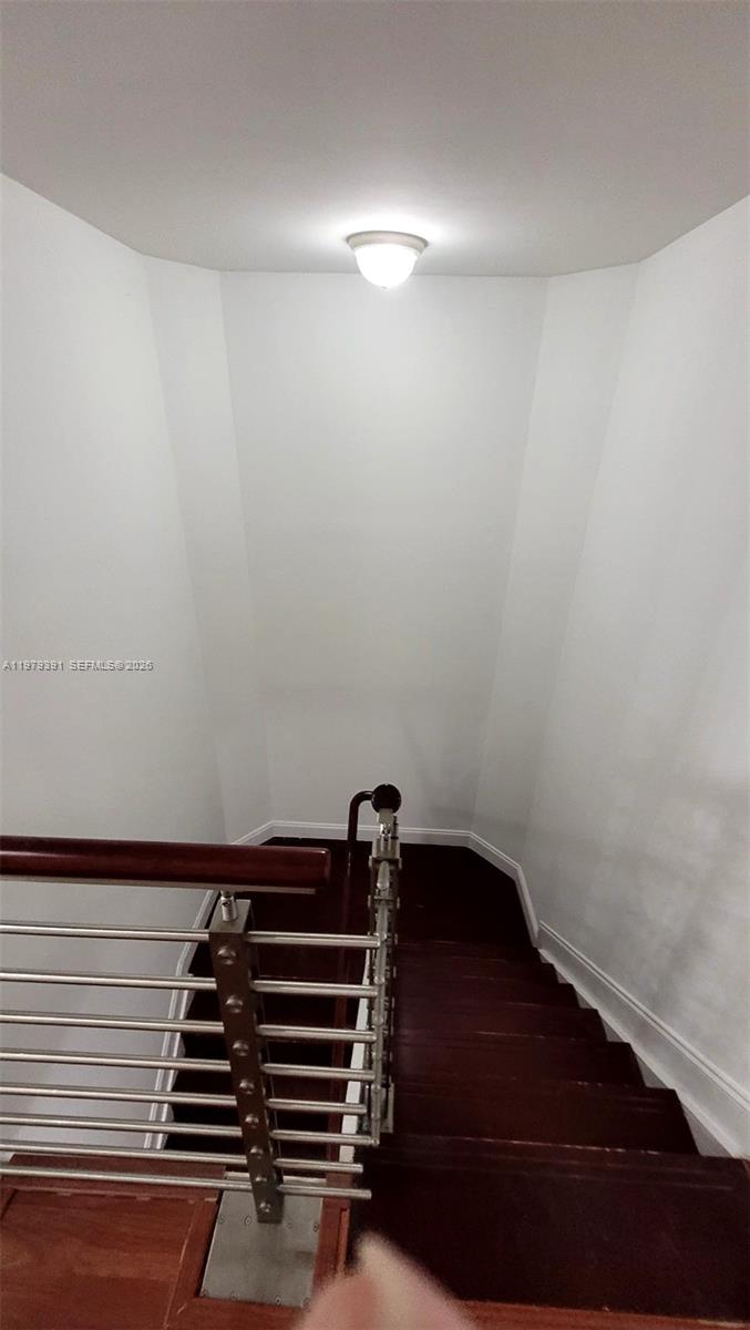 41 SE 5th St #709, Miami FL 33131
