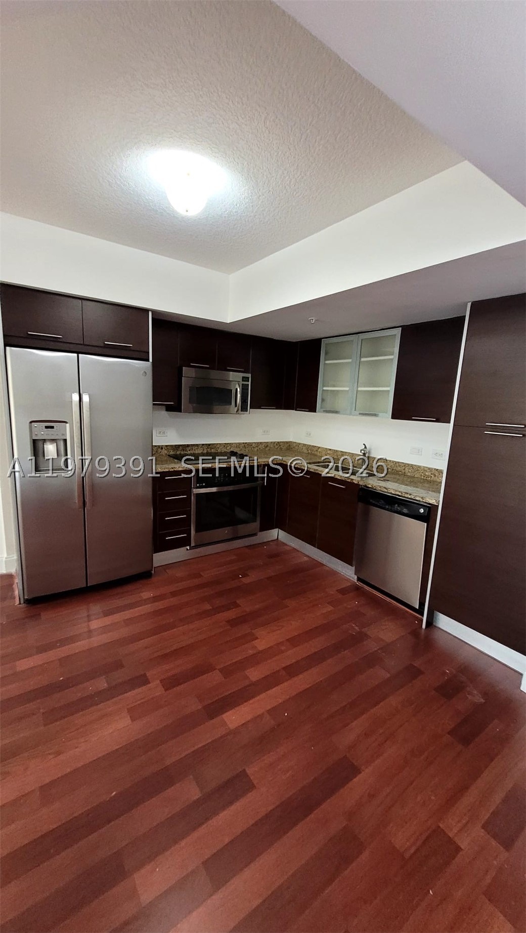 41 SE 5th St #709, Miami FL 33131