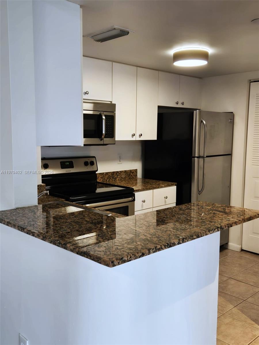 770 Claughton Island Dr #911, Miami FL 33131