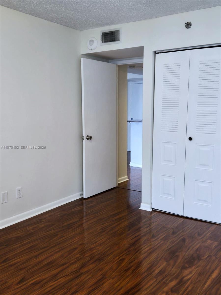 770 Claughton Island Dr #911, Miami FL 33131