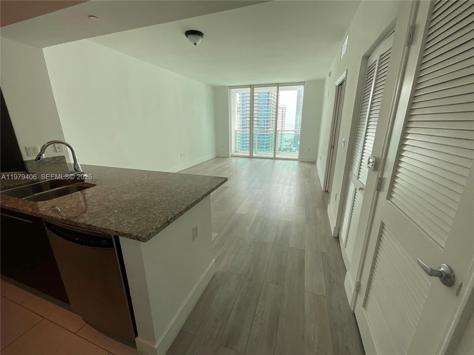 950 Brickell Bay Dr #3103, Miami FL 33131