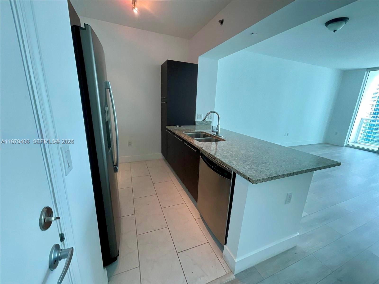 950 Brickell Bay Dr #3103, Miami FL 33131
