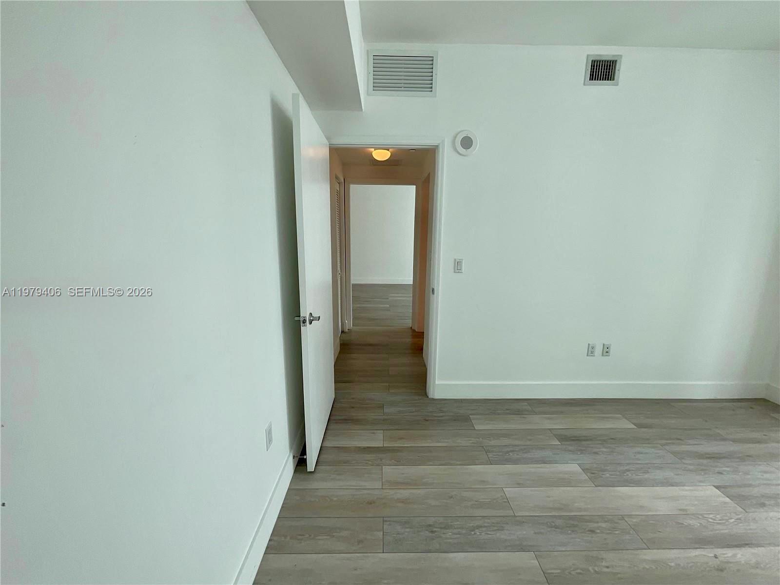 950 Brickell Bay Dr #3103, Miami FL 33131