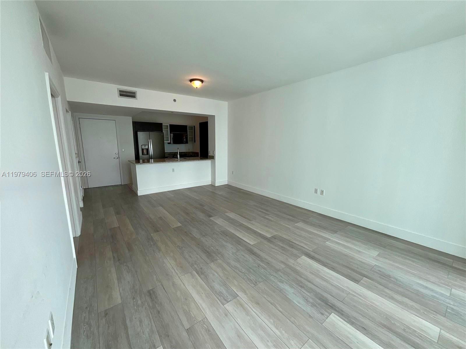 950 Brickell Bay Dr #3103, Miami FL 33131