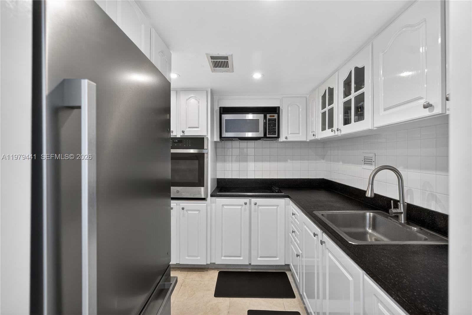 1000 West Ave #923, Miami Beach FL 33139